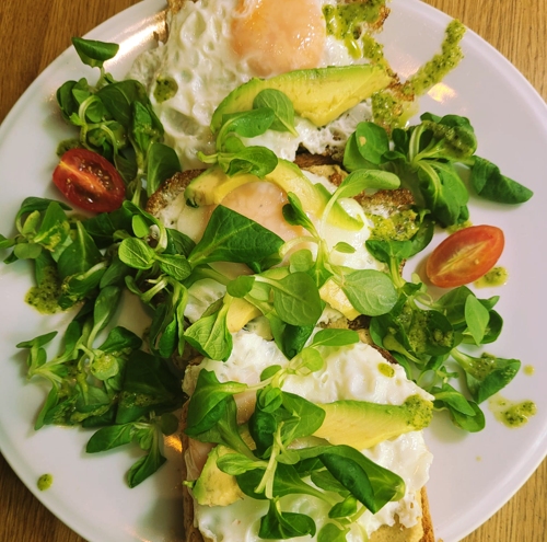 Grzanki z jajkiem sadzonym